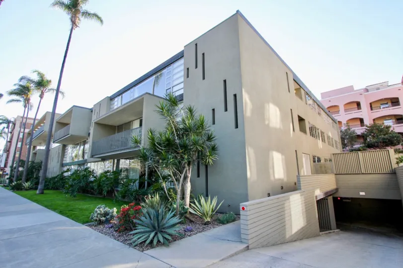 watch your homes at Solomon Building in Hillcrest, California