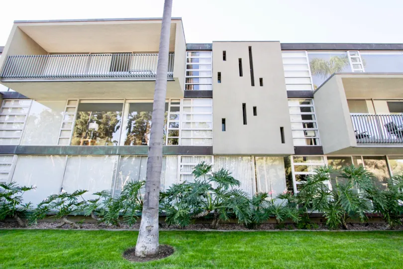 A nice day at the Solomon Building in Hillcrest California with beautiful green grass
