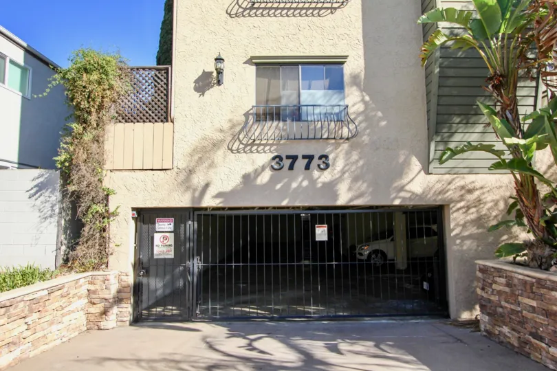 the sussex villas is a beautiful window model house of the hillcrest city in ca