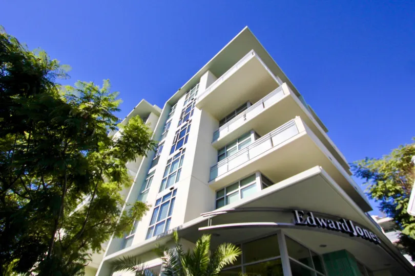 Awesome skyview of an Apartment in The Egyptian on a sunny day with trees in Hillcrest