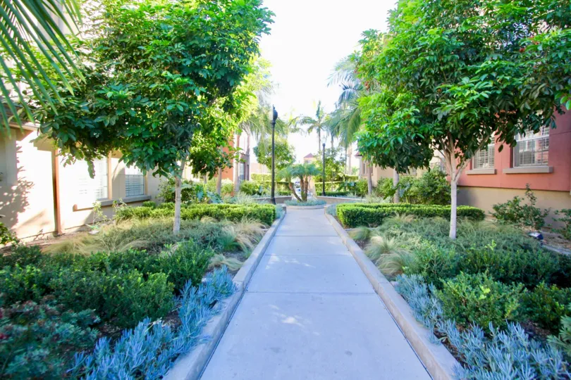 Fabulous park with greenary in between villas in Uptown District of Hillcrest