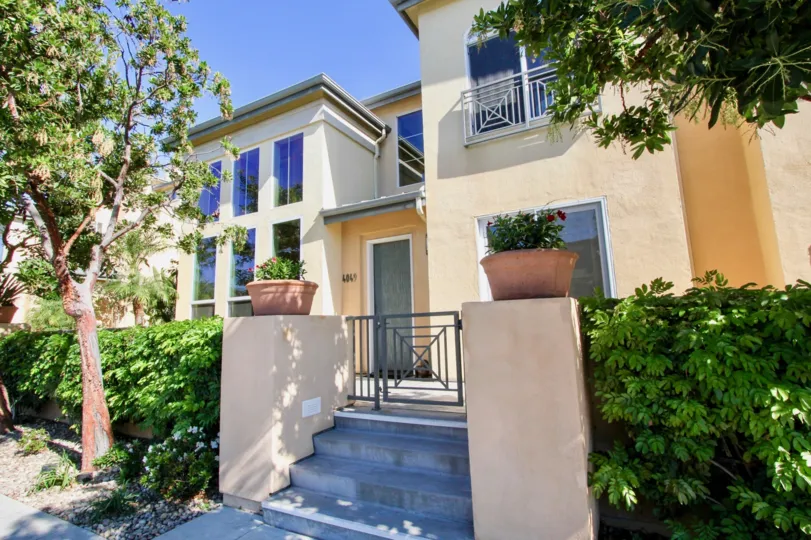 Beautiful, clean Wellington Square apartments in Hillcrest, California.
