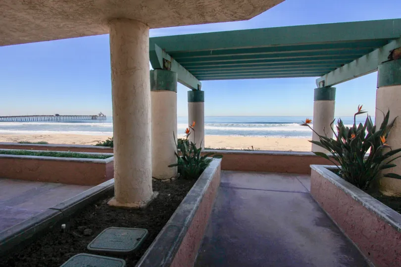 This building is situated in Imperial Beach, California
