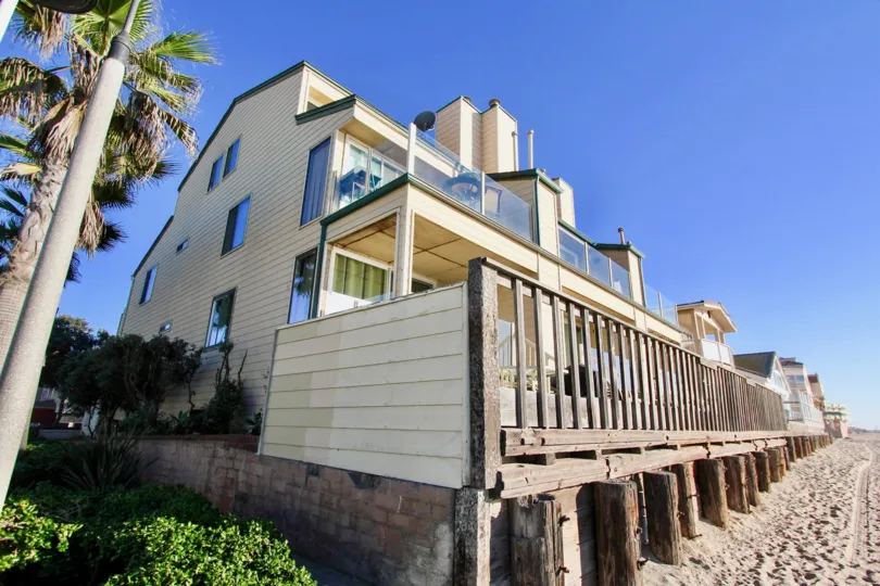 Beautiful sand beaches near condo at Ocean Palms Imperial Beach California