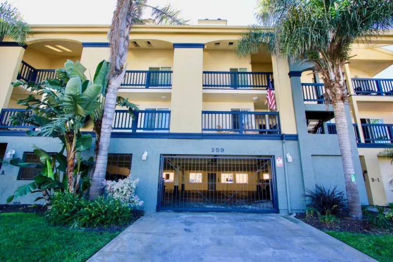 Multiple story housing at Ocean Terrace in Imperial Beach California