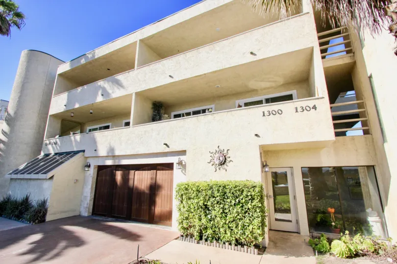 Multi-Level Apartment Building with beautiful exterior in Peerless Shores community of Imperial Beach