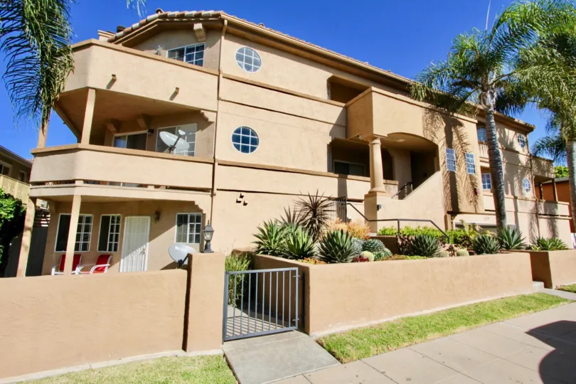 Three story town home at Playa Flores in Imperial Beach California