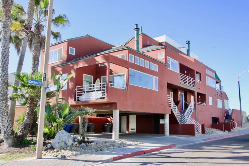Street view in the Sandcastle Cove with House has red color painted