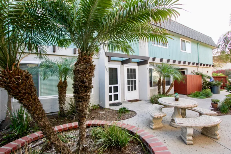 featuring Silver Strand Gardens, Imperial Beach at California with its nice stone crafted tea table.