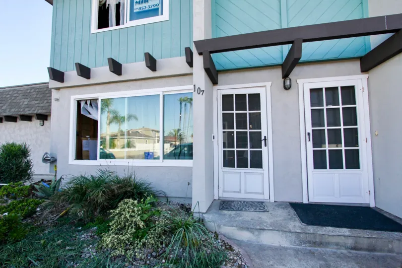 Building with three floors and parking located in the Silverstrand Gardens, Imperial Beach California