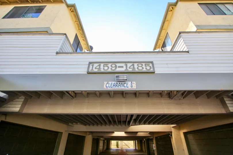The apartments in Tradewinds has clearance 8 at the entrance