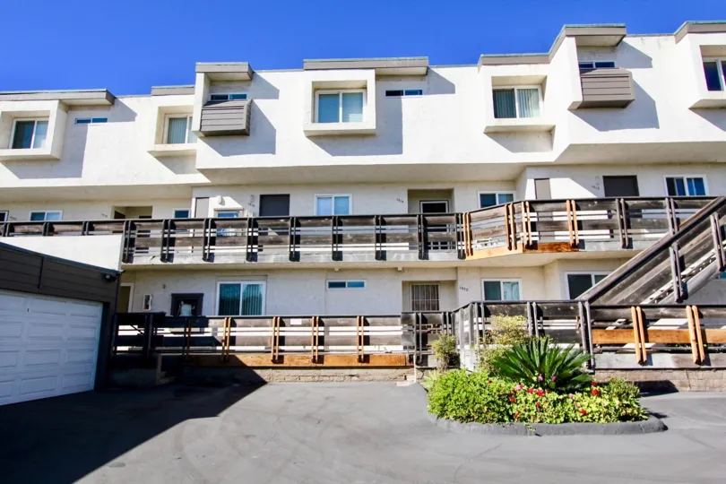 A Bright sunny day in Vista Del Coronado with Apartments around