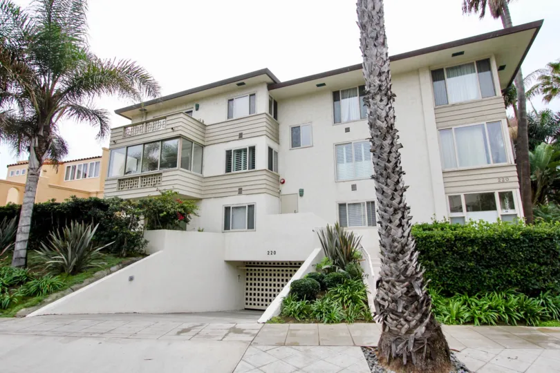 The apartments in 220-240 coast has trees and bushes