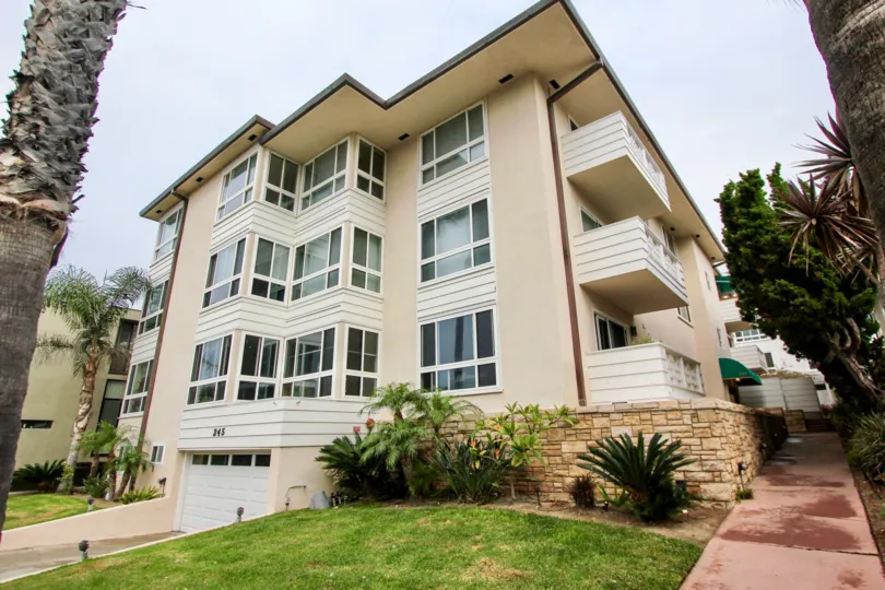 245 Coast, City: La Jolla, backside of a beautiful building with lot of windows