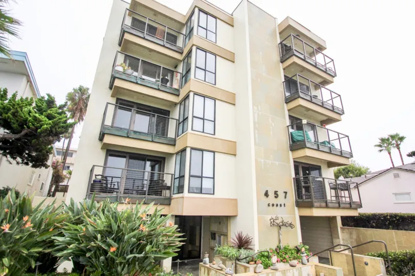 457 Coast's high rise residential community in La Jolla CA