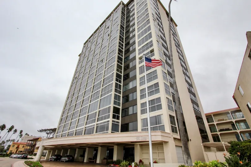 Residential high rise at the 939 Coast community in La Jolla CA