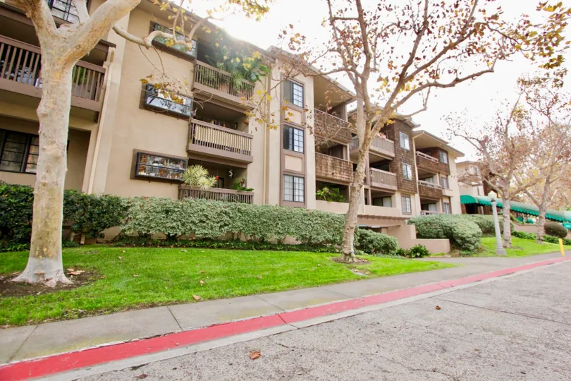 A neighborhood of condos in the Boardwalk community. The setting is in La Jolla California.