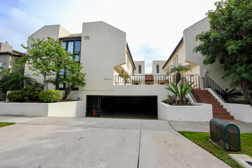 The building structure of Casa Del Grande is very attractive