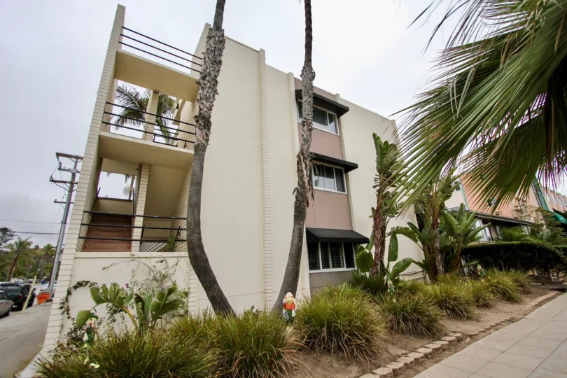 Three story condo units at Fontaine Bleu in La Jolla California
