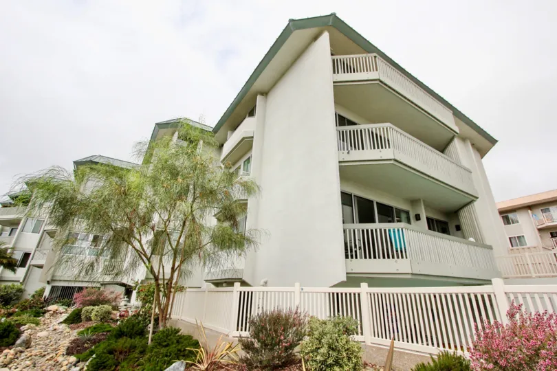 Great apartments awesome scenery in La Jolla, California at the La Jolla Chelsea