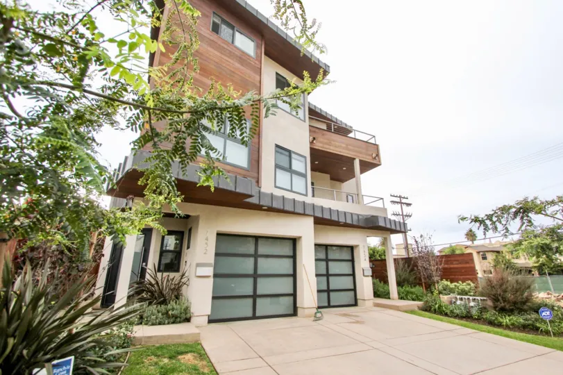 Tall condo units inside La Jolla Lofts in La Jolla California