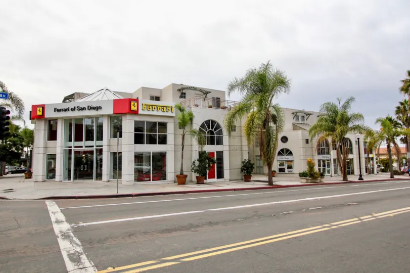 The front area of La Jolla Market Place is very spacious with number of trees