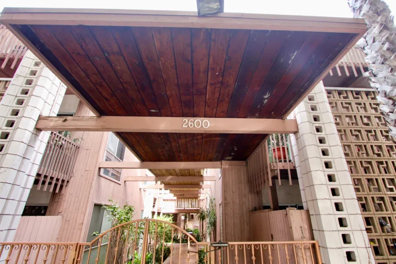 The La Jolla Racquet Club building located in La Jolla, California