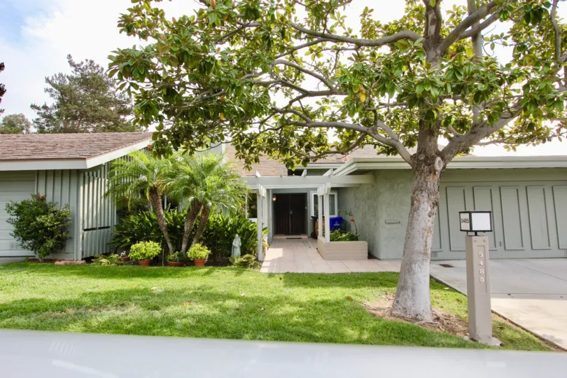 A luscious green landscaped yard at Mount La Jolla