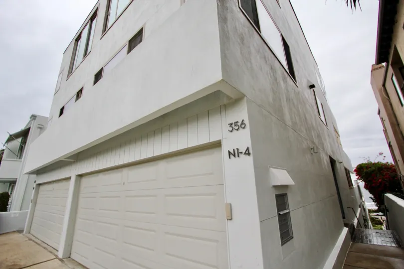 the prospect terrace is a top of the house of the la jolla