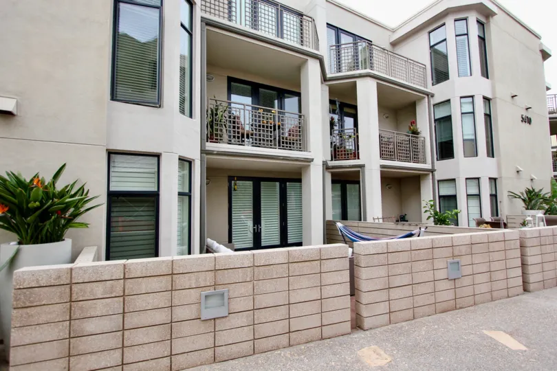 Brick patios lining the front of Saehaus in La Jolla CA