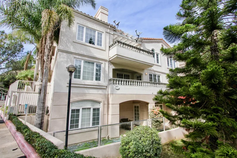 Awesome view of a House with trees around in St Tropez of La Jolla