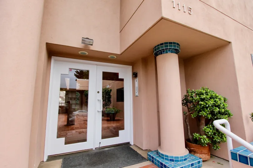 Regal living at Villa Italia in La Jolla, California.