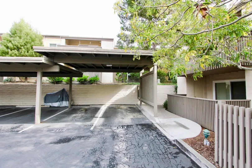 Villa La Jolla IN LA JOLLA NICE ATTRACTIVE PLACE CLEAN AREA BEAUTIFUL TREE COMFORTABLE CLIMATE COME IN WEEKEND