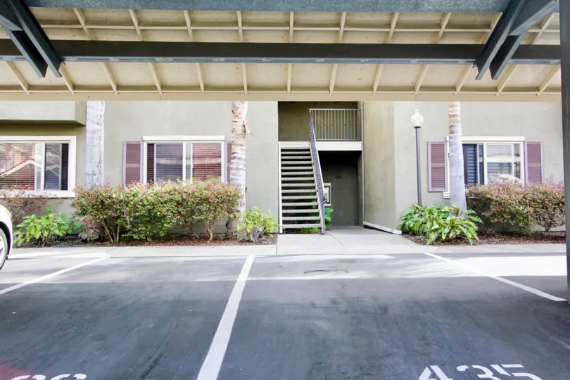 Villa Tuscana IN LA JOLLA NICE ATTRACTIVE PALACE WITH CAR PARKING AND BEAUTIFUL TREE VISITORS ATTRACTIVE PLACE