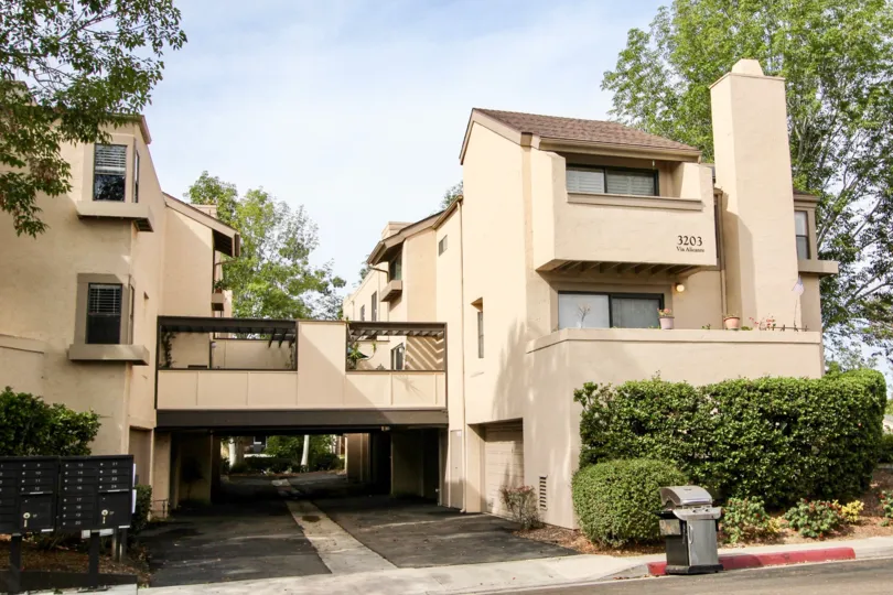 The peaceful and serene apartment complex in the Woodlands West l of La Jolla.
