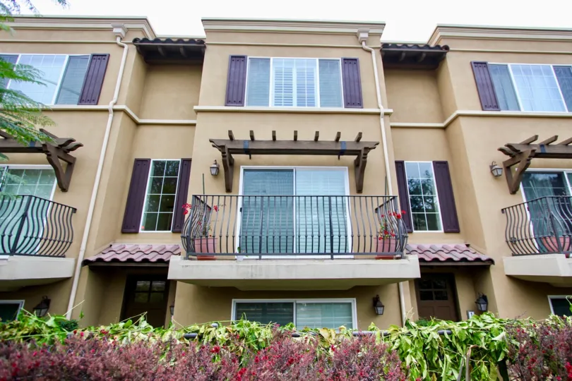 Some single family aparments in the beautiful beach city of La Jolla, CA.