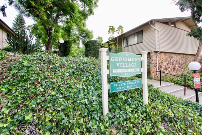Excellent approach and green leaves with lamp and board in front of a villa in Grossmont village of La Mesa