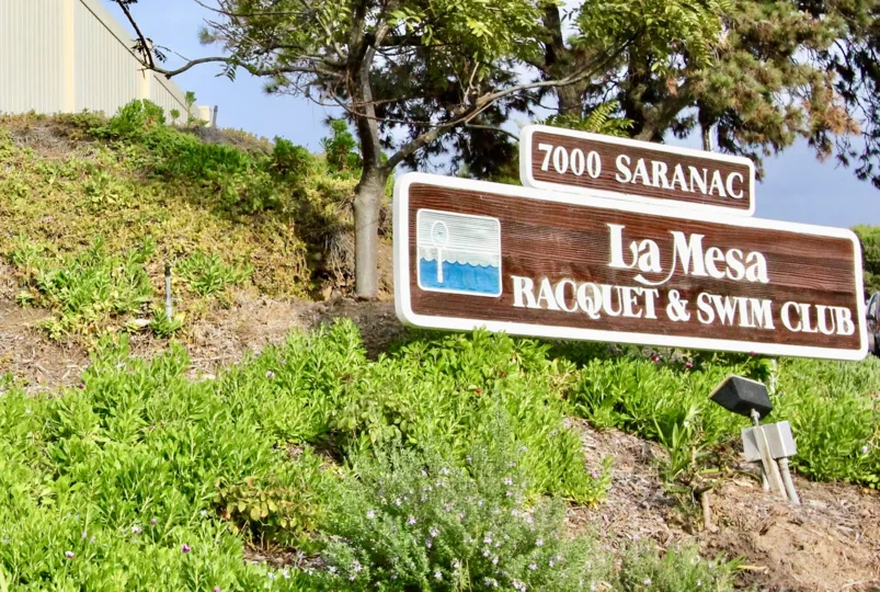 THE 7000 APARTMENT IN THE LA MESA RACQUET & SWIM CLUB WITH THE PLANTS, TREES