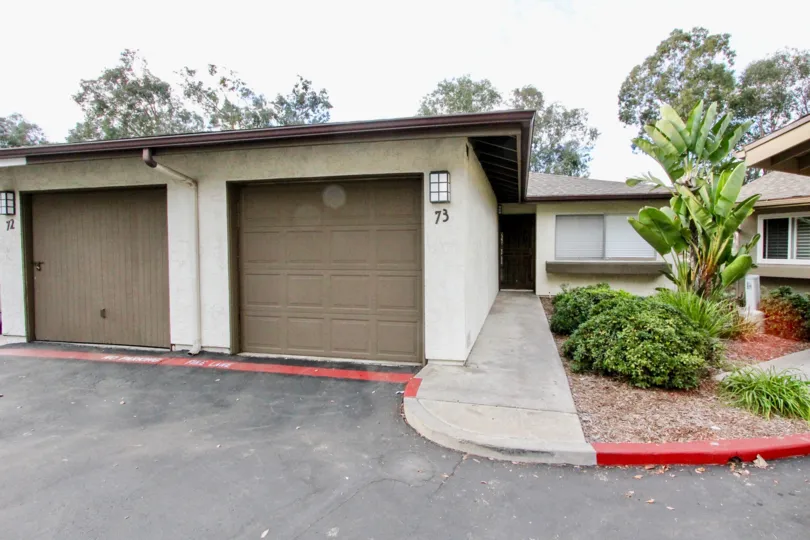 THE 73 APARTMENT IN THE LA MESA RACQUET & SWIM CLUB WITH THE SHUTTER, BANANA TREE, PLANTS