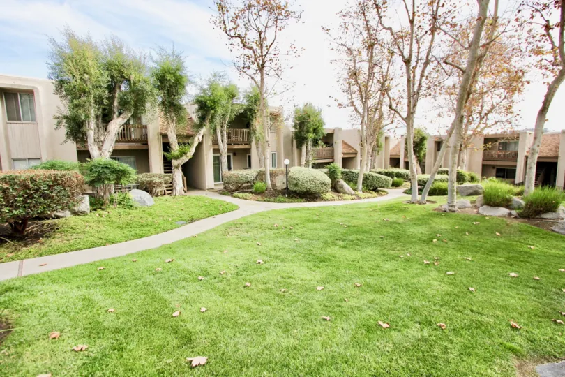 beautifull homes at La Mirianda in La Mesa, California