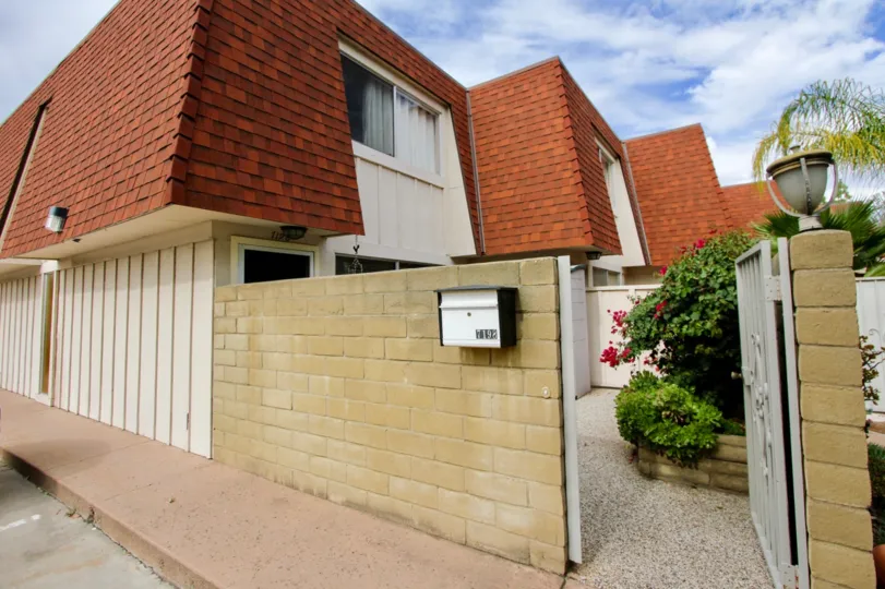 Melody Lane Condos is have beauty and attractive Look of home. That also include in front of gate with light, inside of flower plant and more. It Home at location of La Mesa city in Califorina