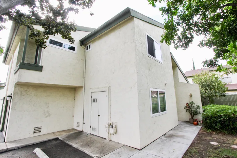 awesome flats at Murray Hill in La Mesa, California