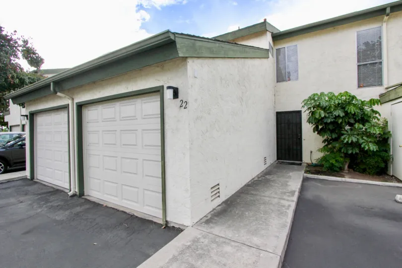 A partly cloudy day at Murray Hill residences in La Mesa, California