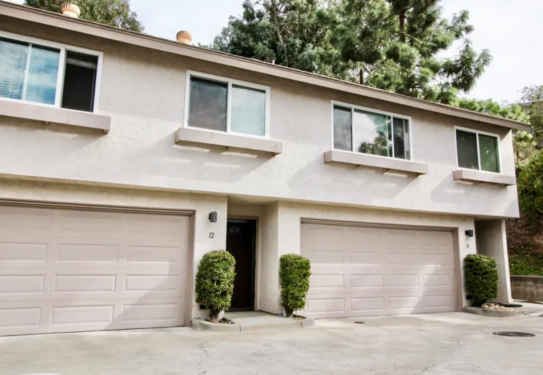 Excellent villas with ample parking space with trees around in Pinecrest of La Mesa