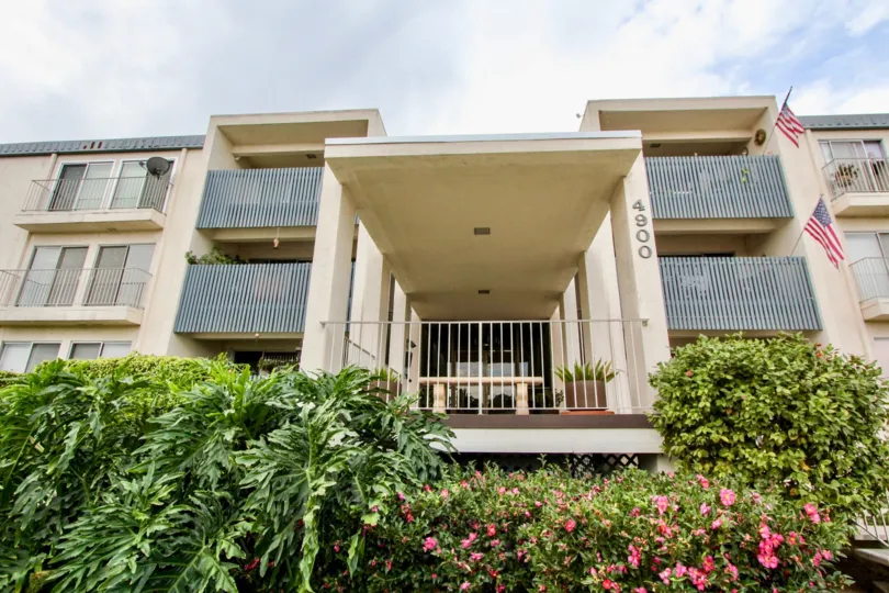 Excellent view of villas with USA Flag and trees around in Rosehedge Manor of La Mesa