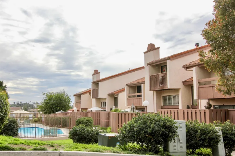 Each apartment has its balcony overlooking the pool at The woodlands in La Mesa, California