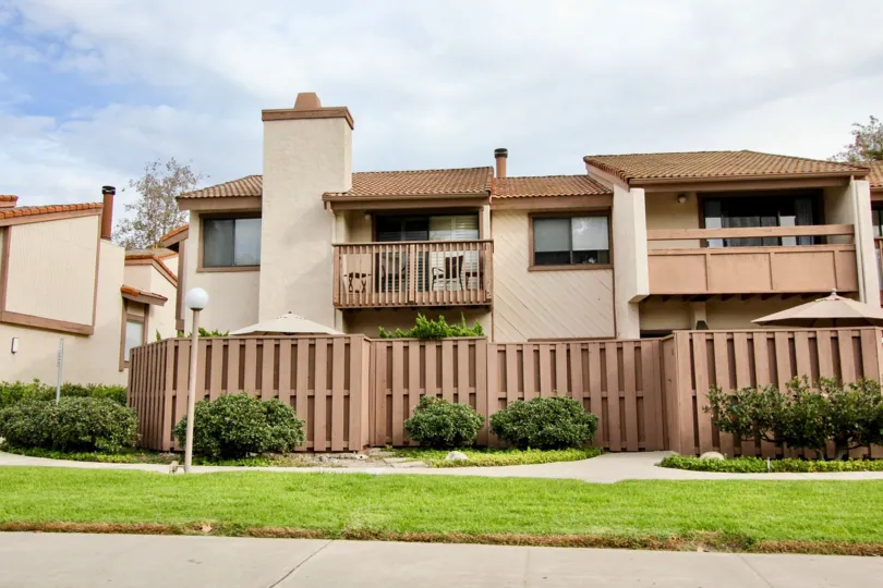Excellent lawn area in front of a villa in The Woodlands of La Mesa
