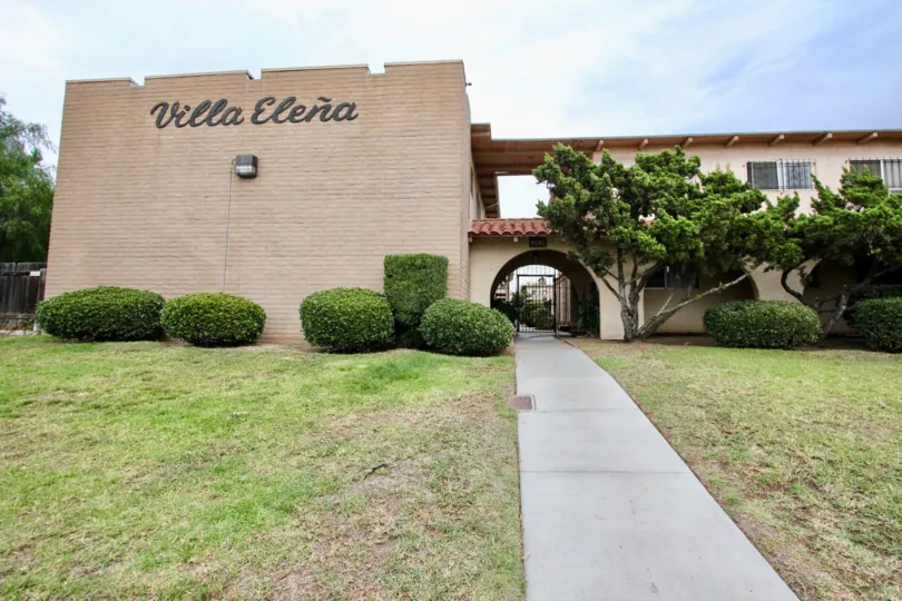 Villa Elena, Ever Classy and ever promising as a neat and green sorrounding, La Mesa, California