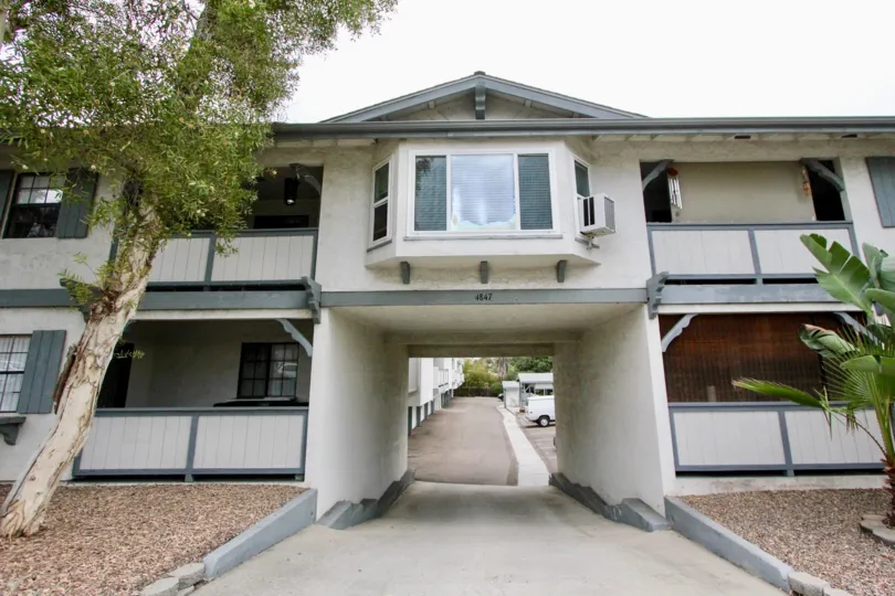 ALT="Windsor Chalet Community at La Mesa in California"