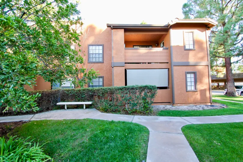 Arbor Ridge :, Mira Mesa,   California,lawn concrete pathway